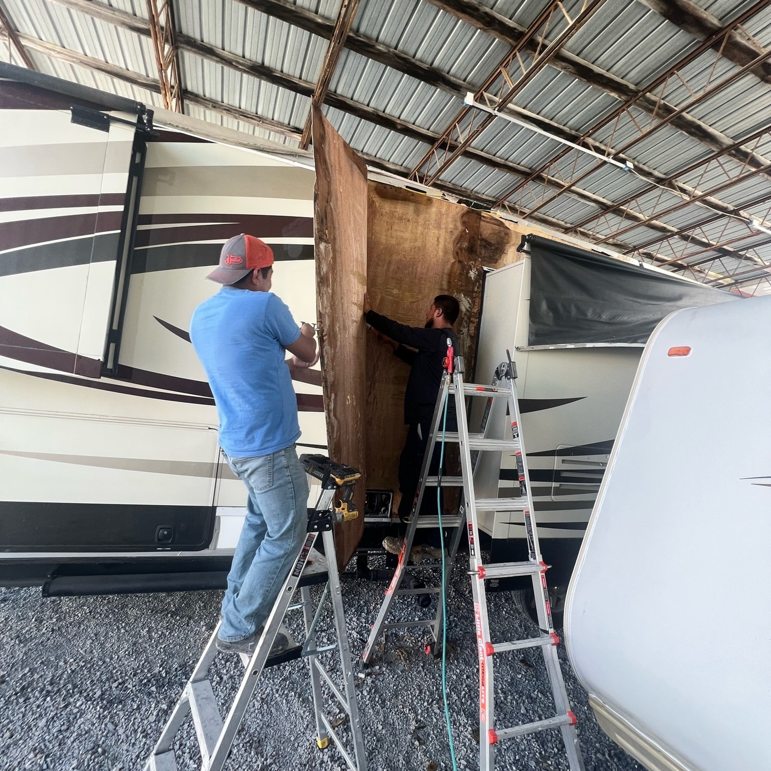 Rv Slide Out Repair Near Me Rowland Heights thumbnail